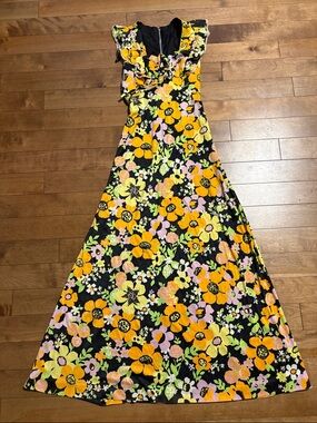 Vintage Bold Floral Maxi Dress with Keyhole Front and Umpire Waist